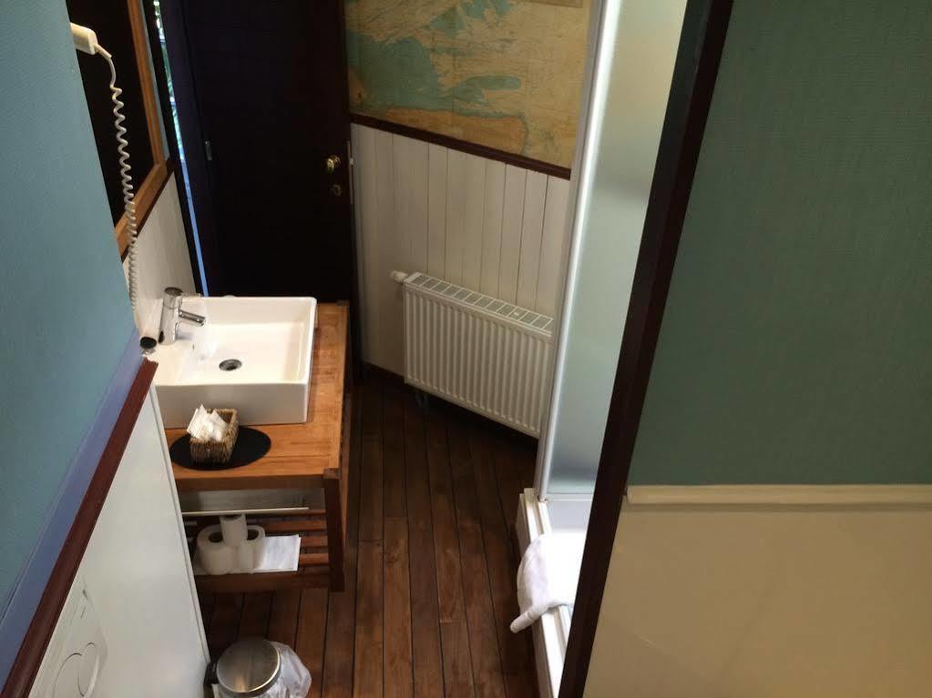 Boat Hotel De Barge Brugge Dış mekan fotoğraf