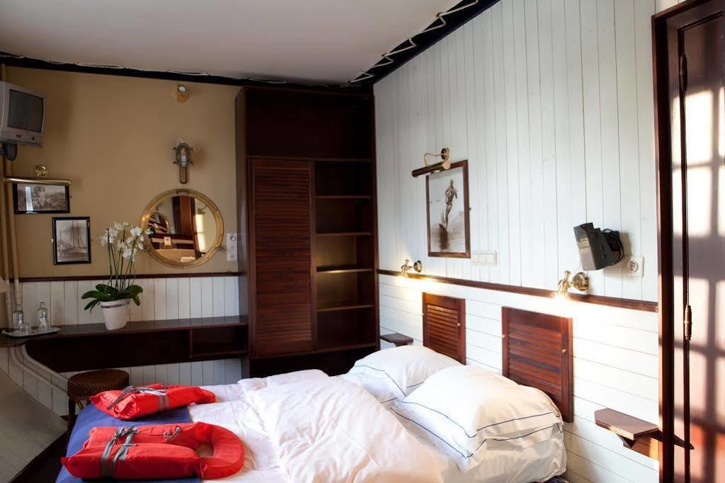 Boat Hotel De Barge Brugge Dış mekan fotoğraf